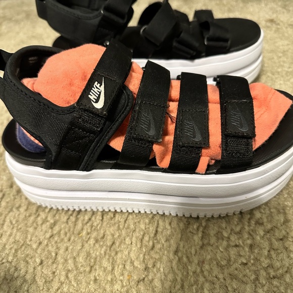 Nike Icon Women's Black Platform Sandals| Baddie | Sporty - Picture 4 of 11